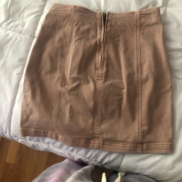 Pacsun Mini Skirt - Picture 2 of 2